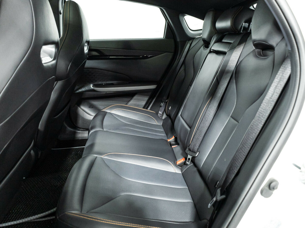 Changan UNI-V б/у, 2024, Роботизированная. Фото: #9