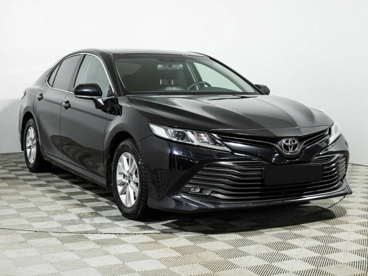 Toyota Camry б/у, 2018, Автоматическая. Фото: #2