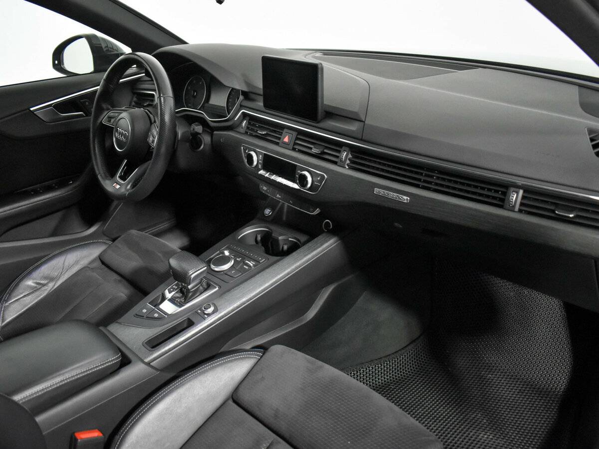 Audi A4 б/у, 2017, Роботизированная. Фото: #11