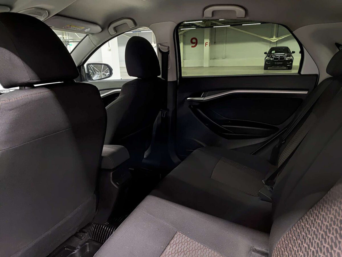 Lada (ВАЗ) Vesta б/у, 2020, Механическая. Фото: #11