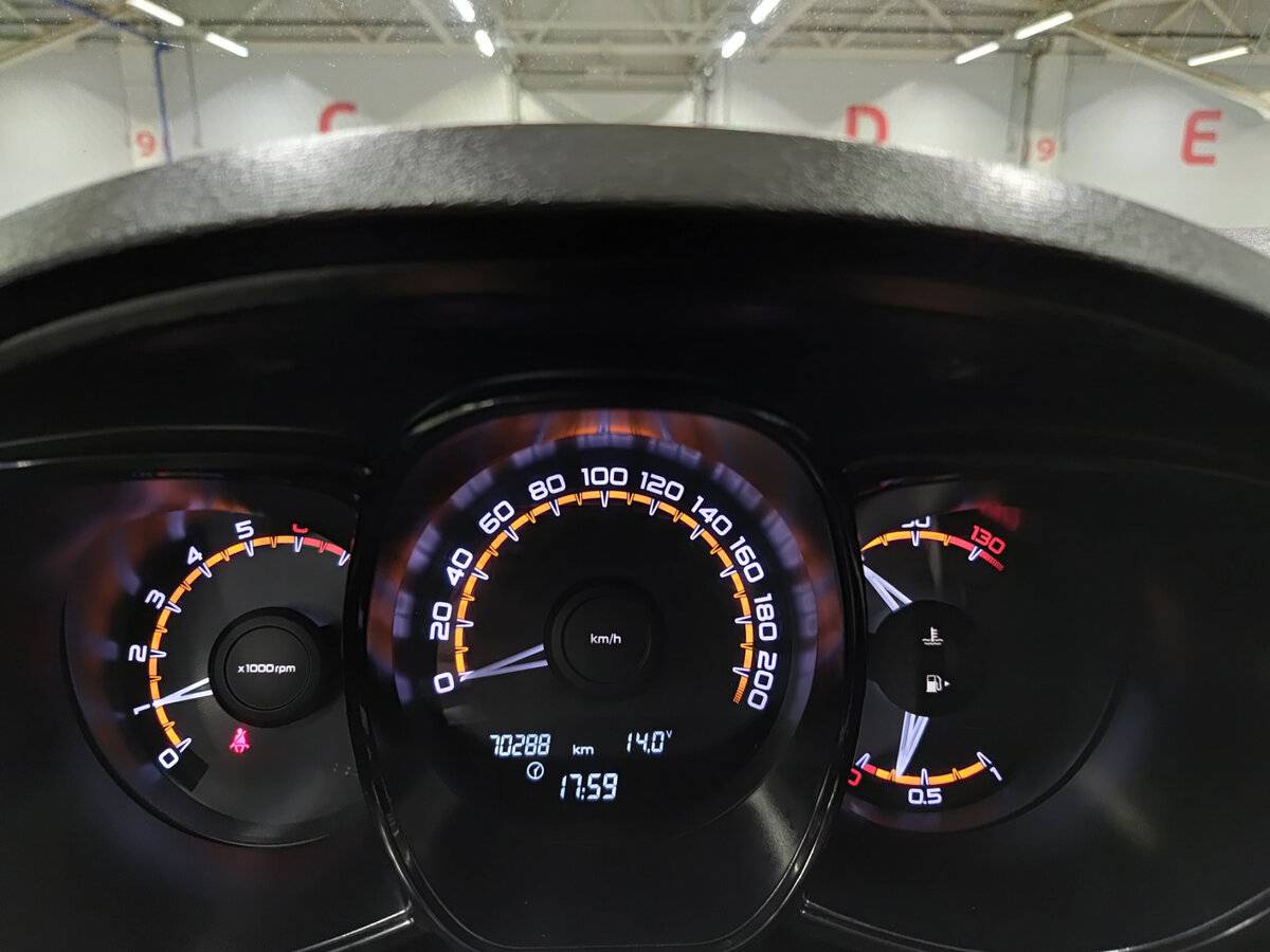 Lada (ВАЗ) Vesta б/у, 2020, Механическая. Фото: #12