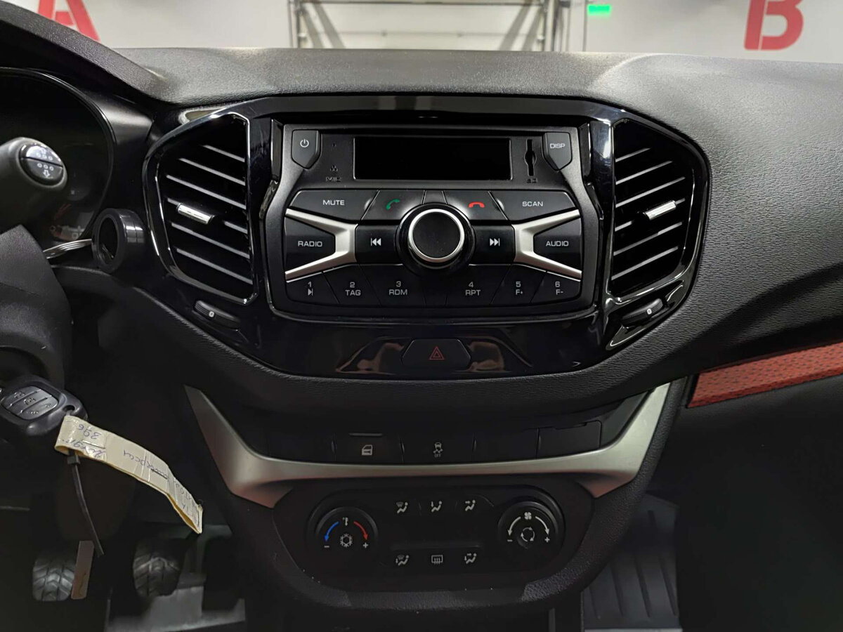 Lada (ВАЗ) Vesta б/у, 2019, Механическая. Фото: #13