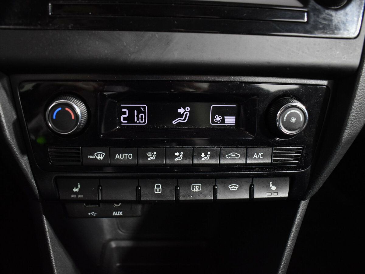 Skoda Rapid б/у, 2017, Роботизированная. Фото: #15