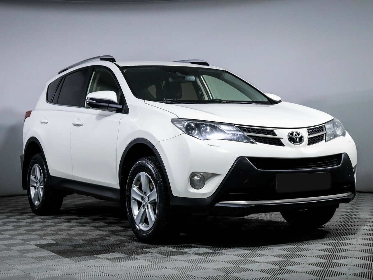 Toyota RAV4 б/у, 2013, Автоматическая. Фото: #2