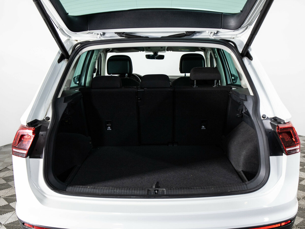 Volkswagen Tiguan б/у, 2018, Роботизированная. Фото: #8