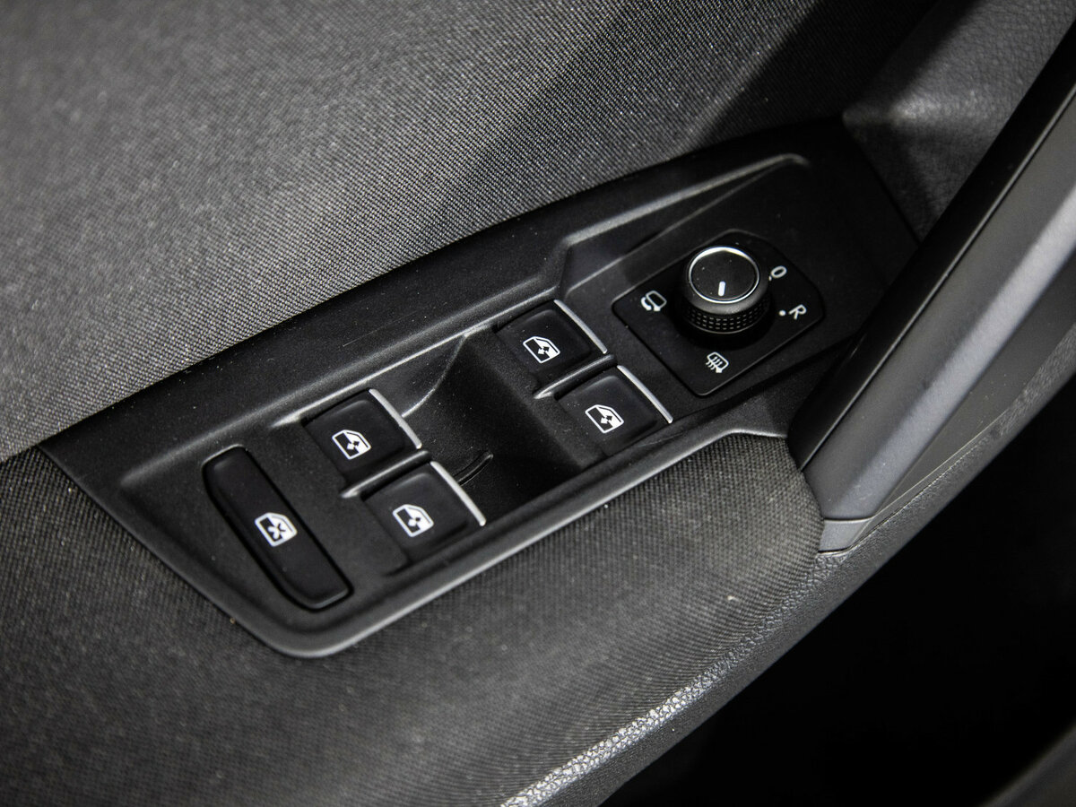 Volkswagen Tiguan б/у, 2018, Роботизированная. Фото: #14