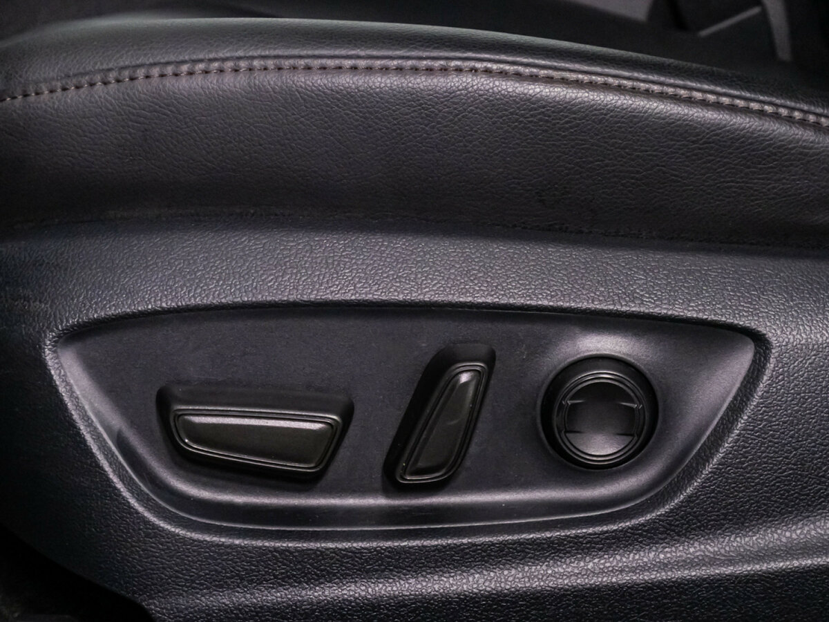 Toyota Camry б/у, 2019, Автоматическая. Фото: #15