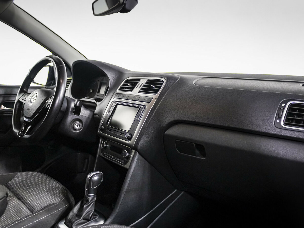 Volkswagen Polo б/у, 2018, Роботизированная. Фото: #8