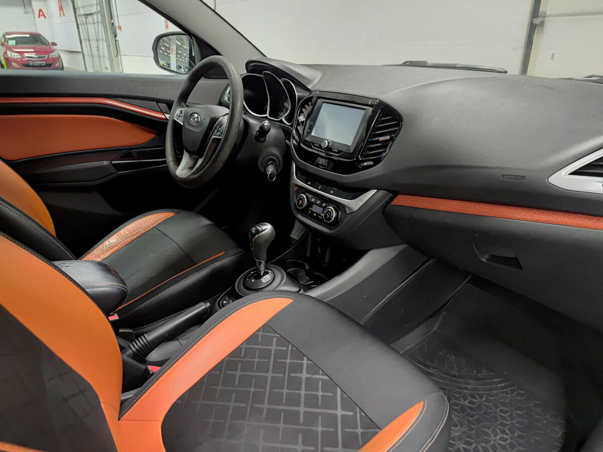 Lada (ВАЗ) Vesta б/у, 2018, Роботизированная. Фото: #10