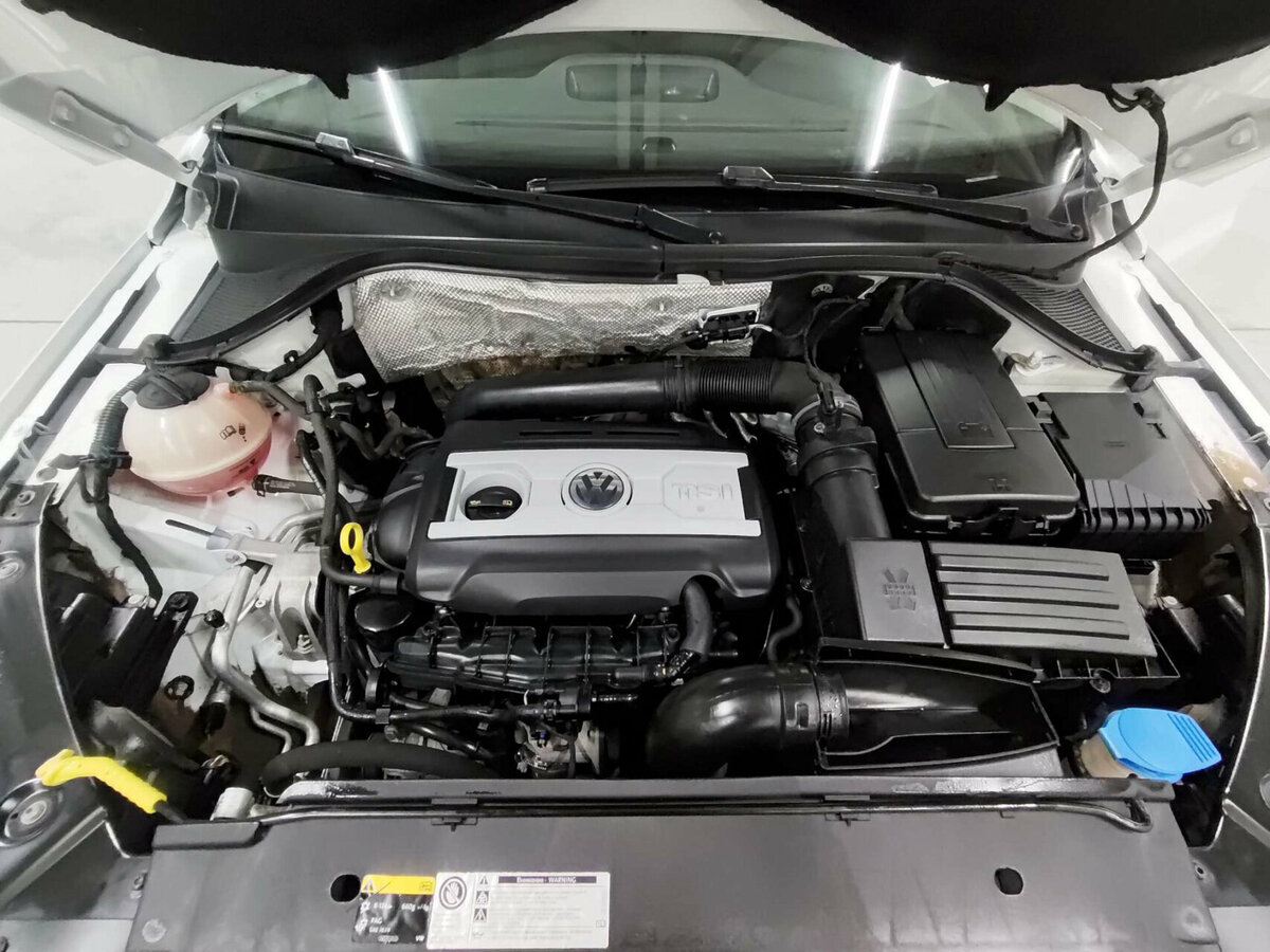 Volkswagen Tiguan б/у, 2016, Автоматическая. Фото: #8