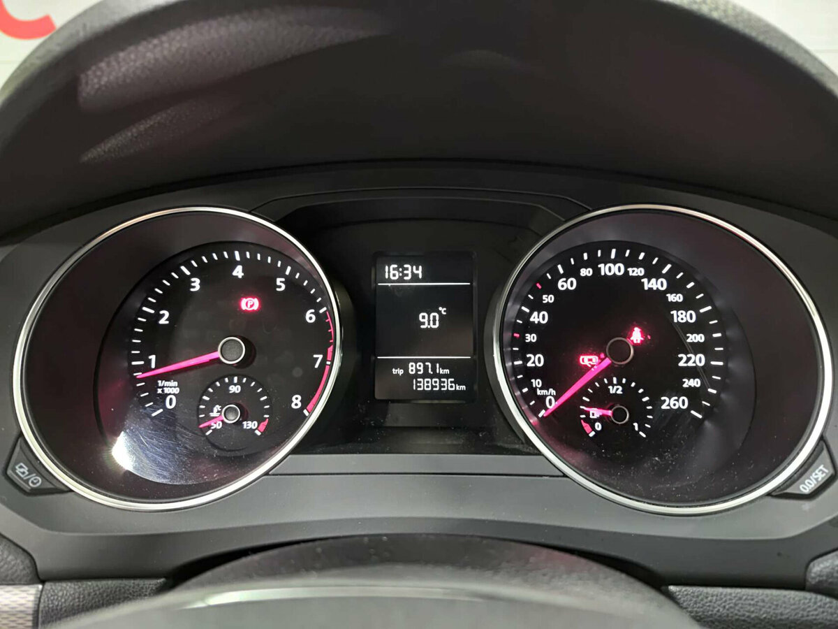 Volkswagen Jetta б/у, 2016, Механическая. Фото: #12