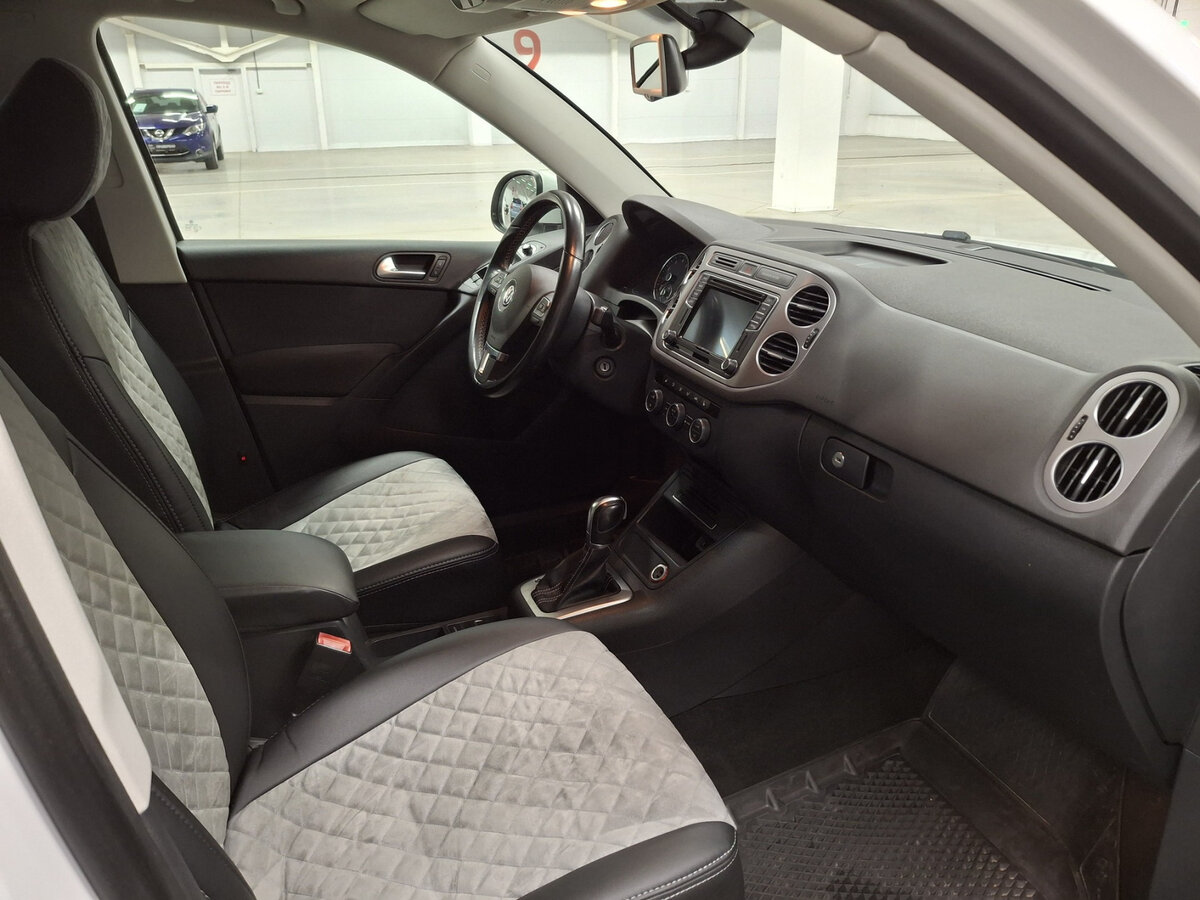 Volkswagen Tiguan б/у, 2016, Автоматическая. Фото: #10