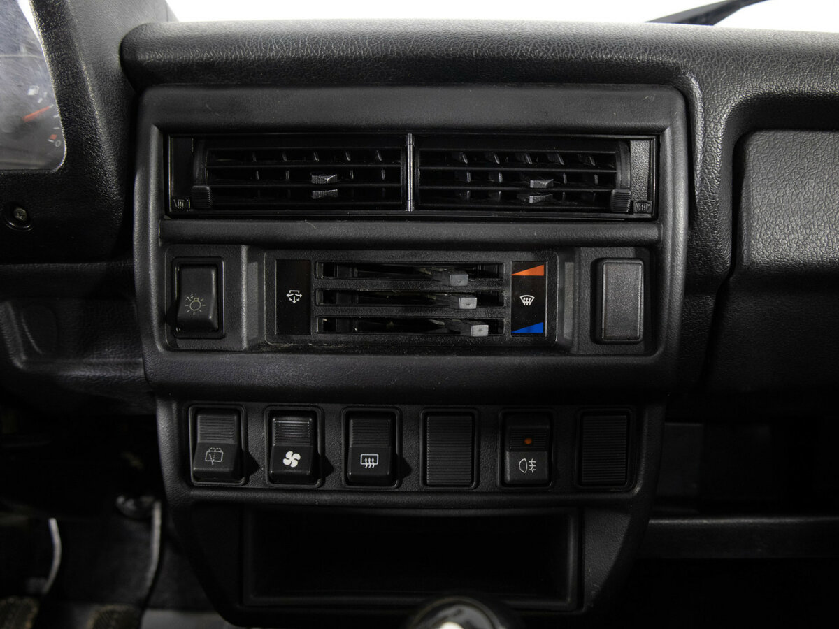 Lada (ВАЗ) 2131 (4x4) б/у, 2014, Механическая. Фото: #9