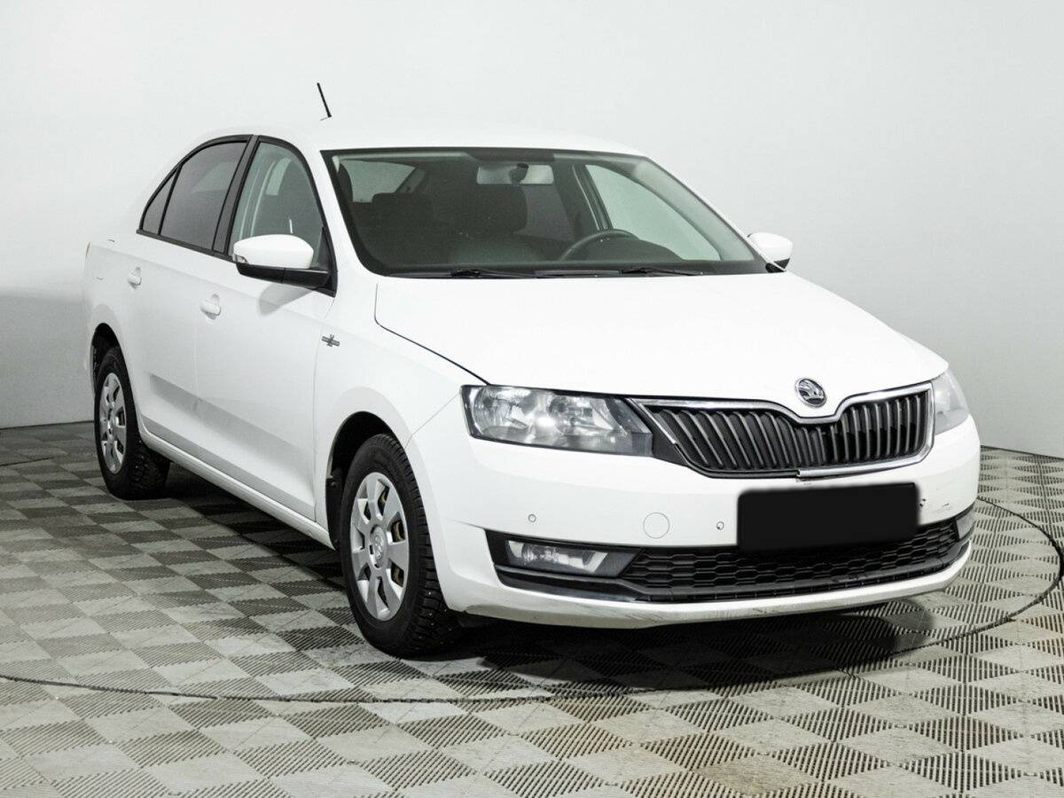 Skoda Rapid б/у, 2018, Механическая. Фото: #2
