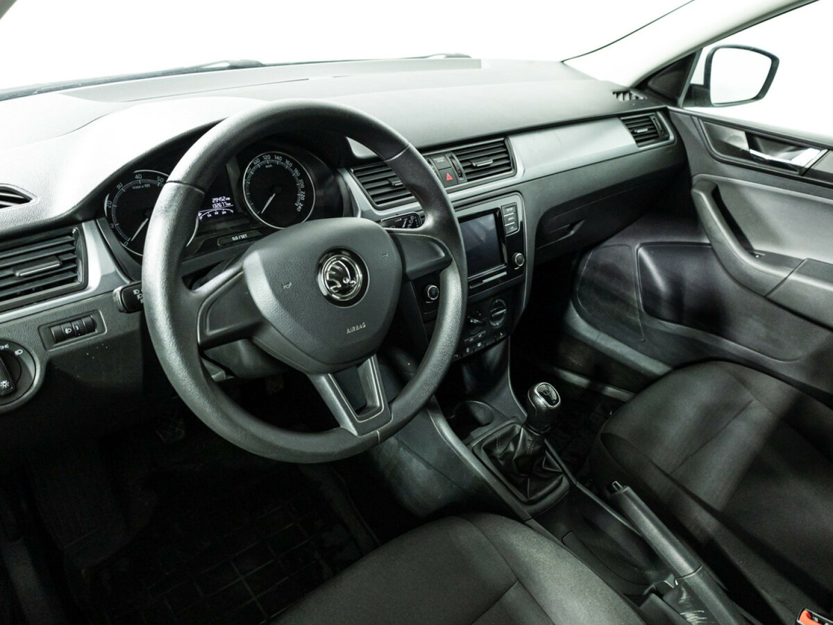Skoda Rapid б/у, 2018, Механическая. Фото: #10