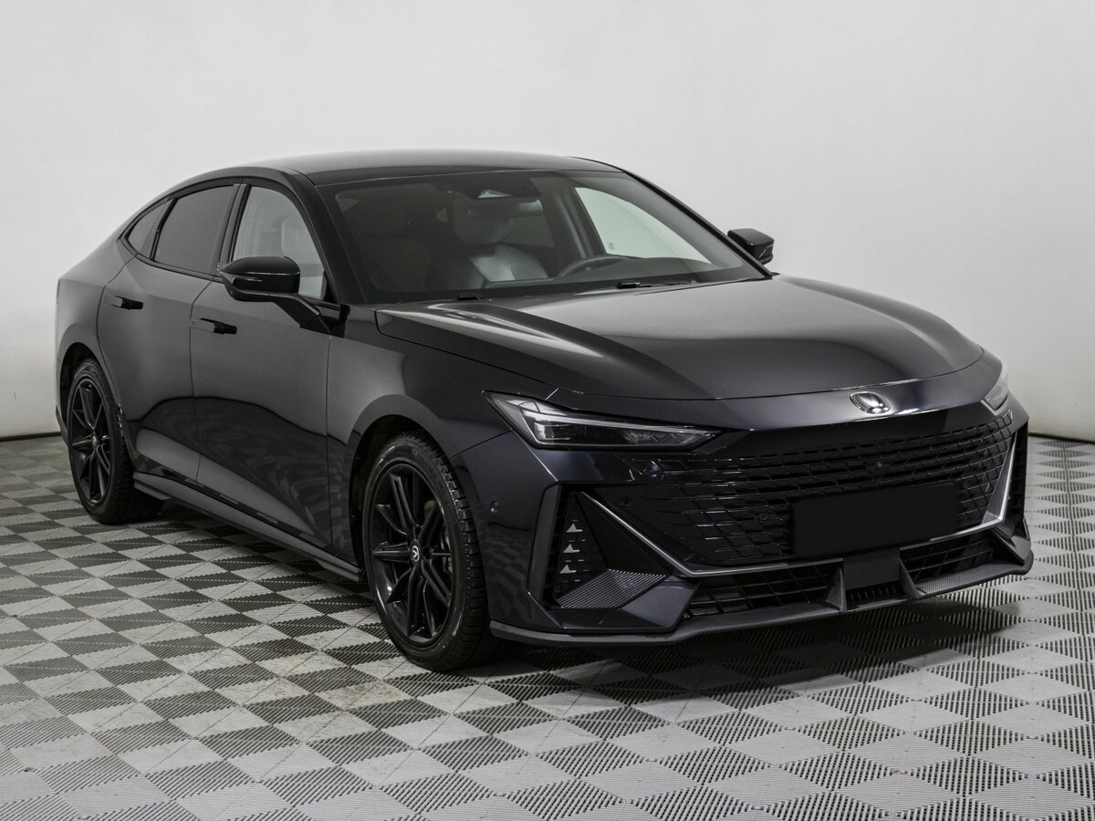 Changan UNI-V б/у, 2023, Роботизированная. Фото: #2