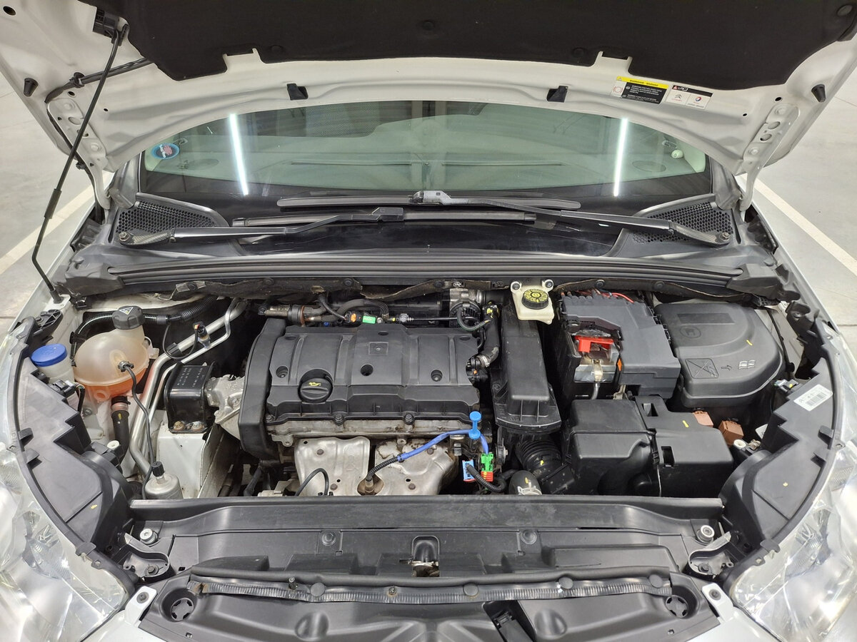 Citroen C4 б/у, 2013, Механическая. Фото: #8