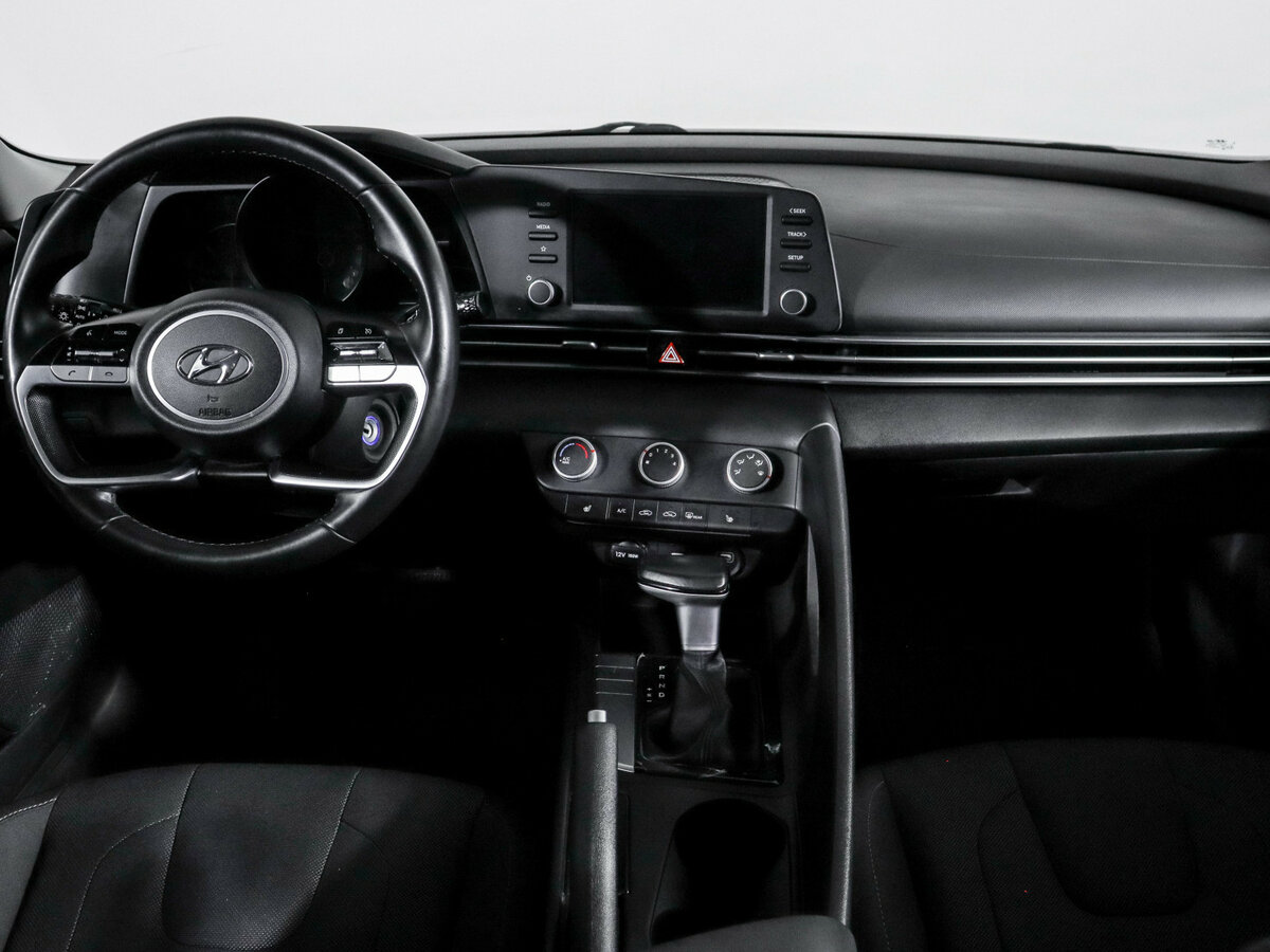 Хендай Елантра б/у, 2021, Автоматическая. Фото: #9