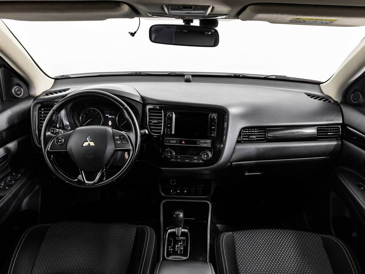 Mitsubishi Outlander б/у, 2018, Вариатор. Фото: #9