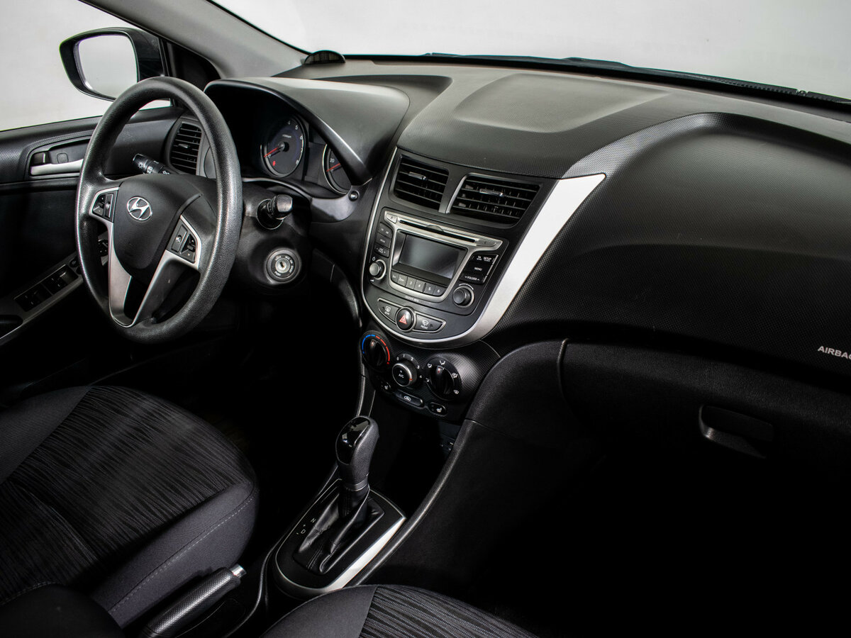 Hyundai Solaris б/у, 2015, Автоматическая. Фото: #9