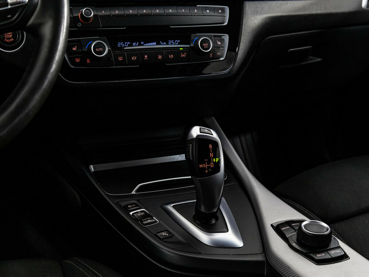 BMW 1 серии б/у, 2019, Автоматическая. Фото: #12