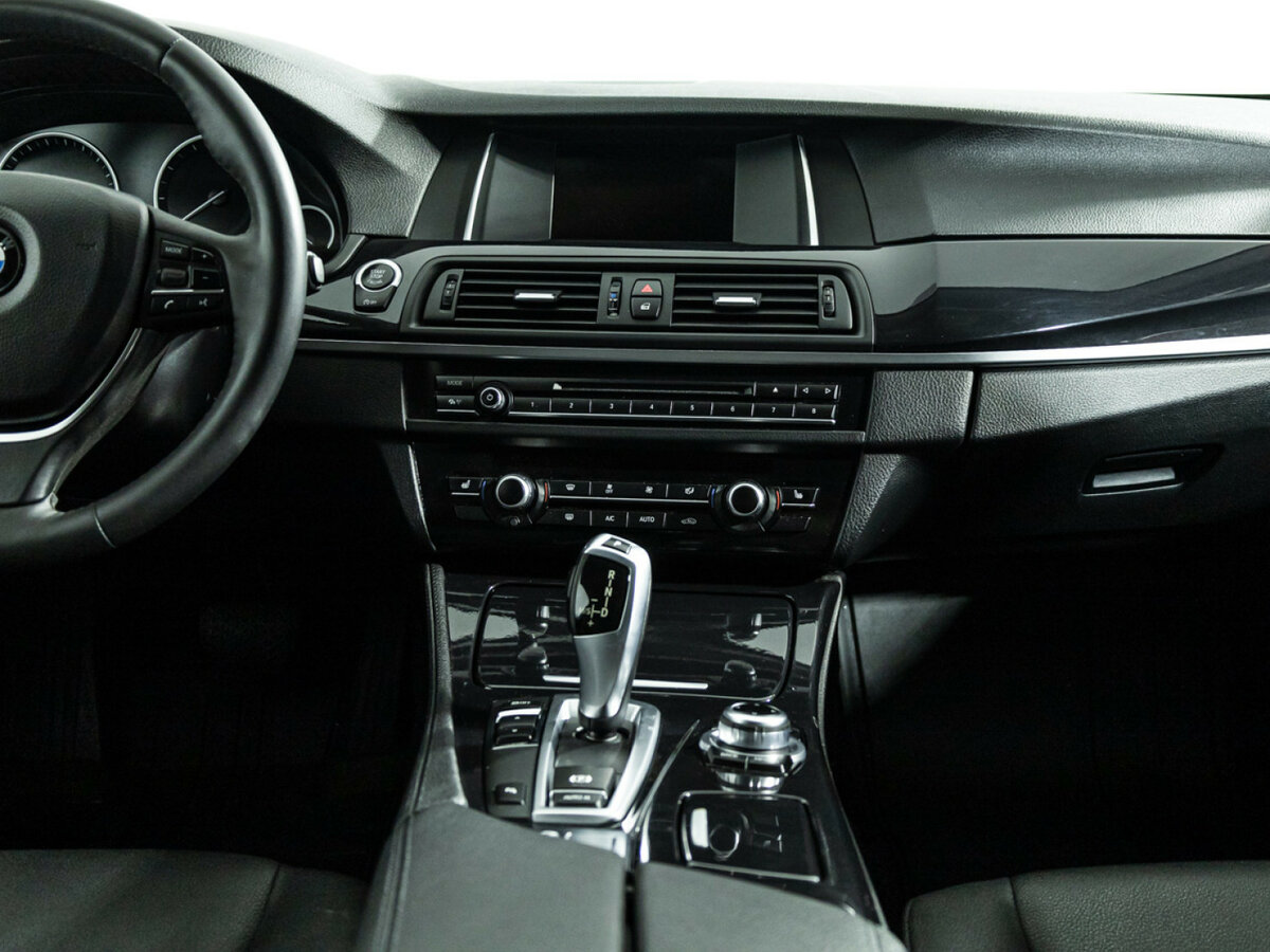 BMW 5 серии б/у, 2016, Автоматическая. Фото: #13