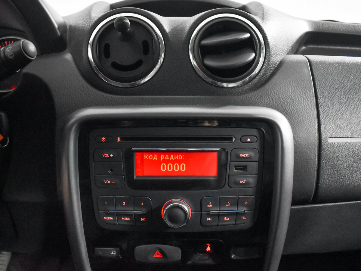 Renault Duster б/у, 2012, Механическая. Фото: #12