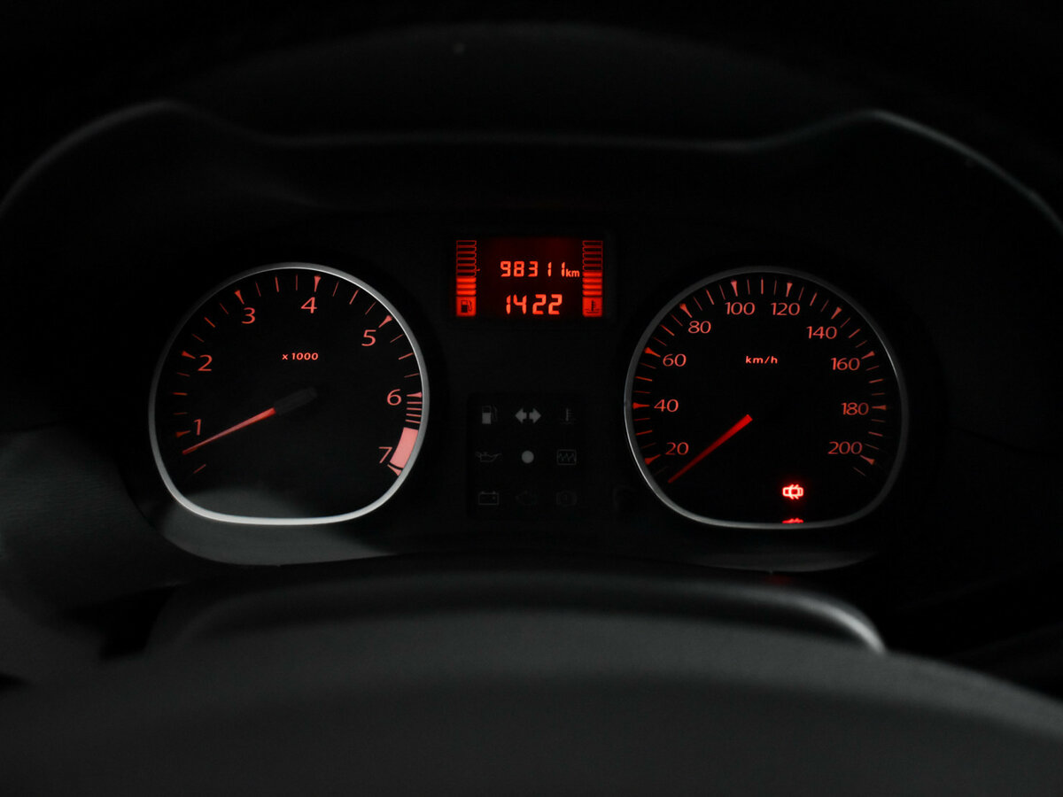 Renault Duster б/у, 2012, Механическая. Фото: #14