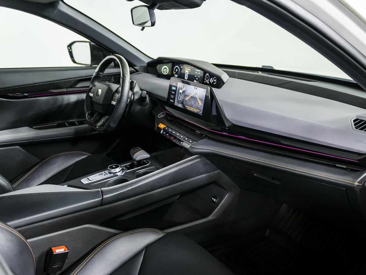 Changan UNI-V б/у, 2023, Роботизированная. Фото: #7