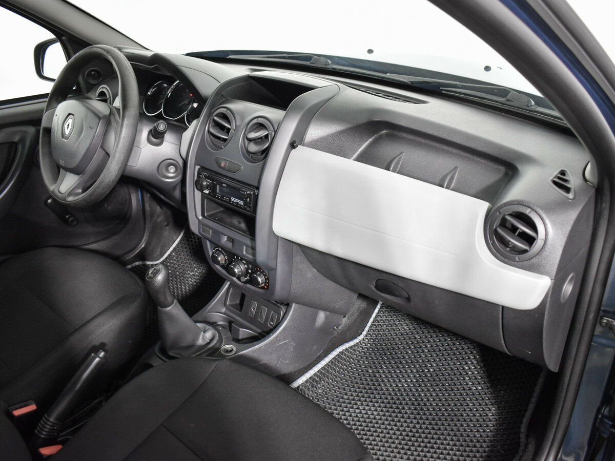 Renault Duster б/у, 2016, Механическая. Фото: #11