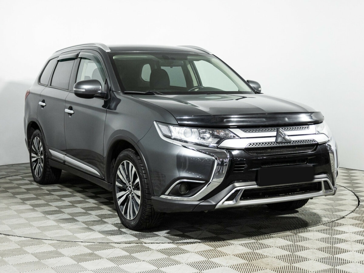 Mitsubishi Outlander б/у, 2020, Вариатор. Фото: #2