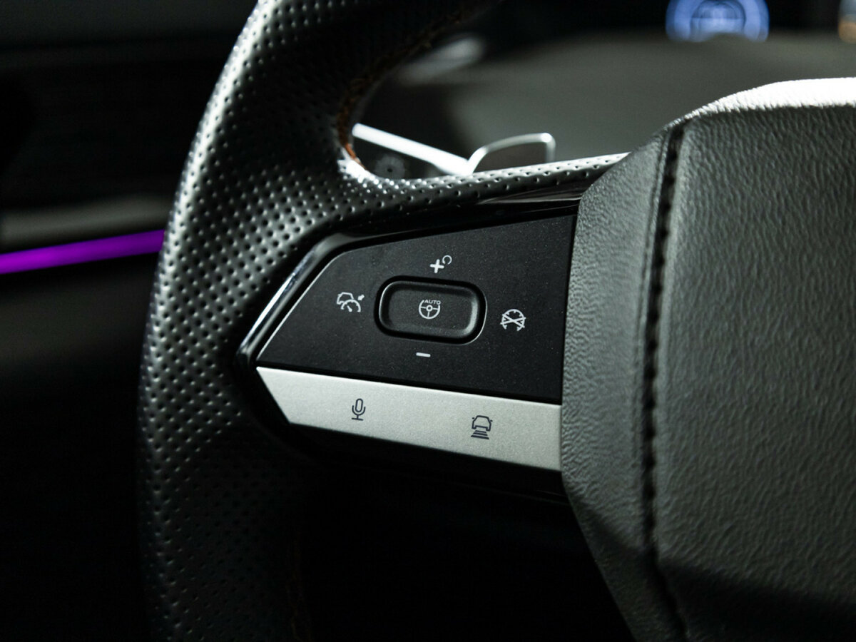 Changan UNI-V б/у, 2024, Роботизированная. Фото: #19