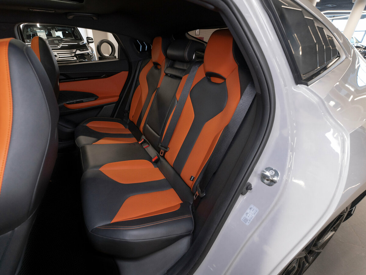 Changan UNI-V б/у, 2023, Роботизированная. Фото: #12