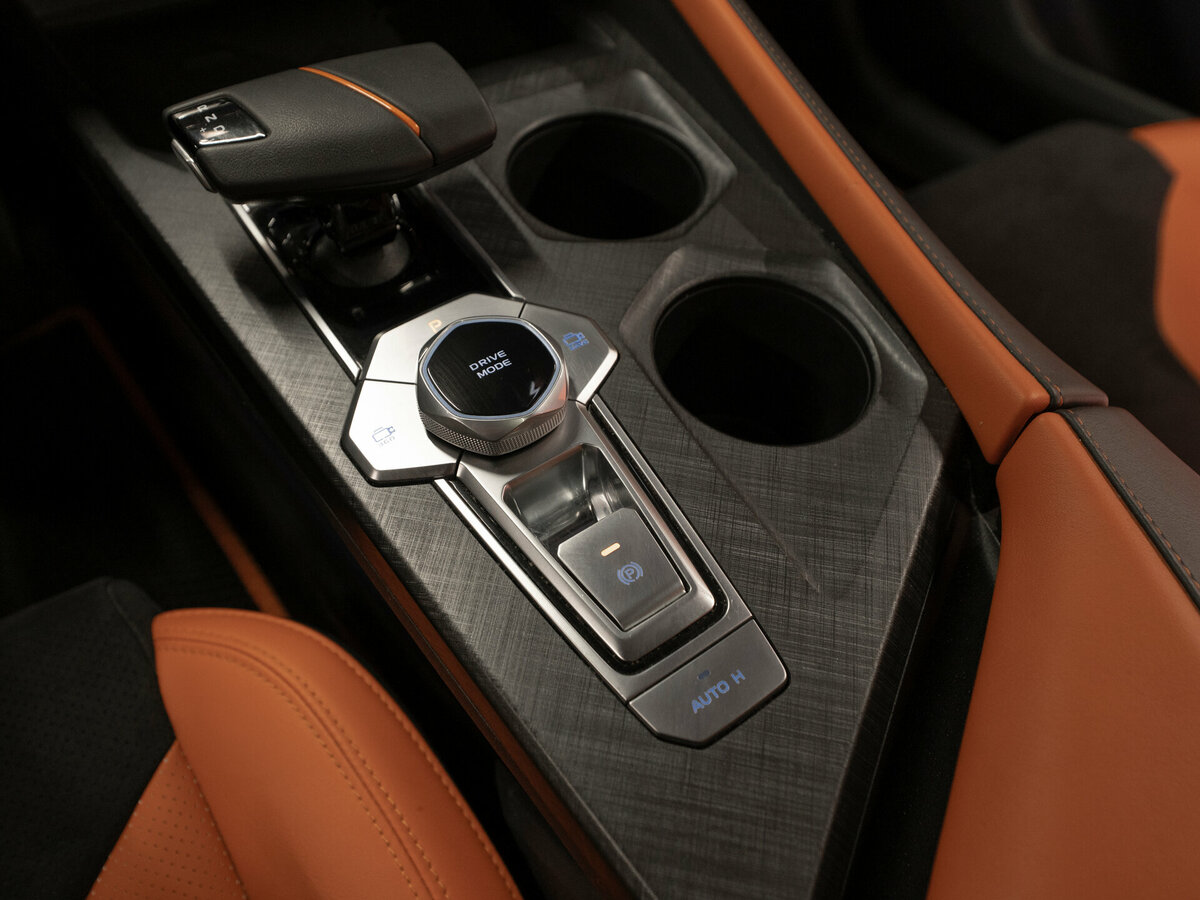 Changan UNI-V б/у, 2023, Роботизированная. Фото: #17