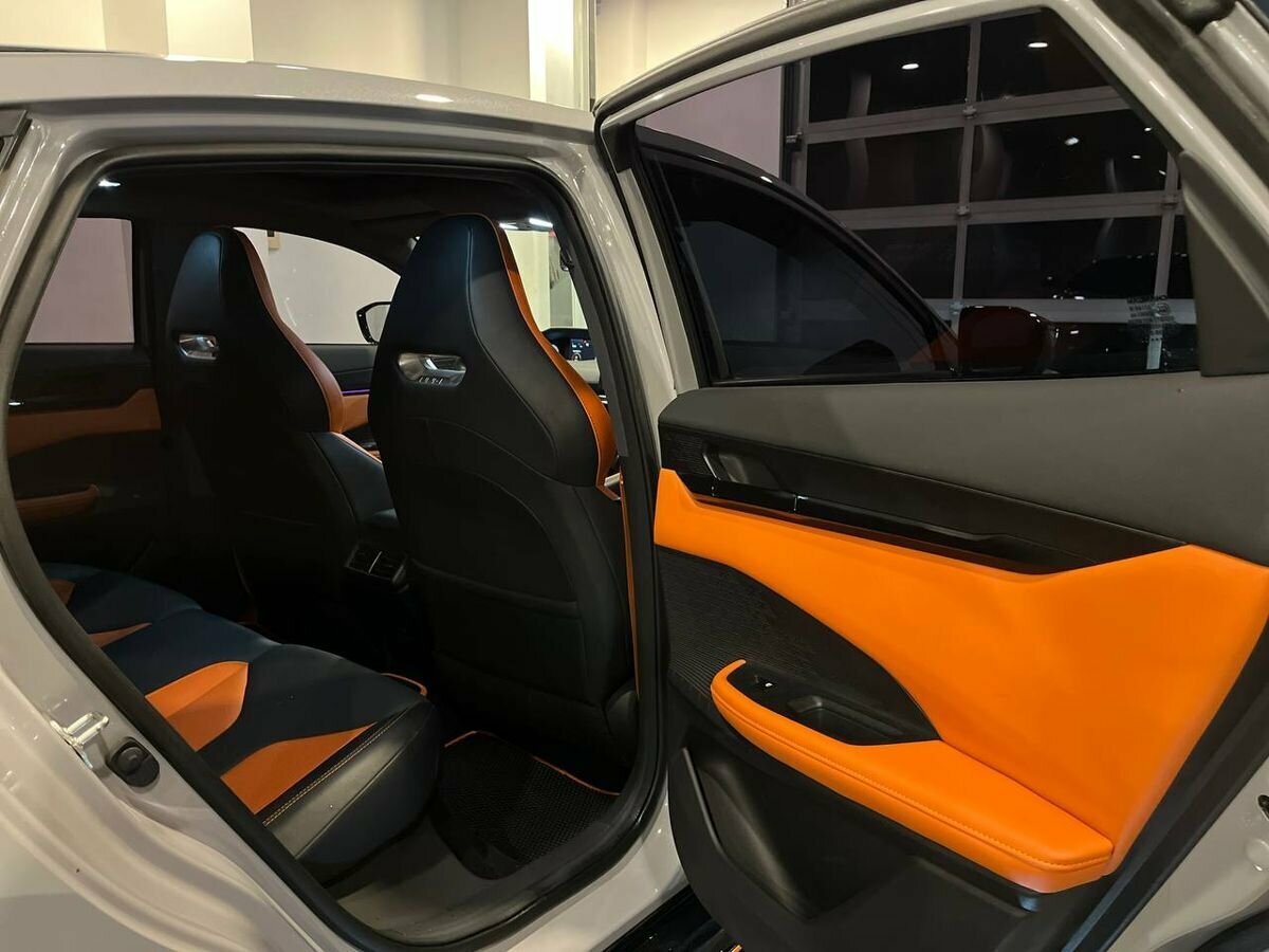 Changan UNI-V б/у, 2023, Роботизированная. Фото: #13