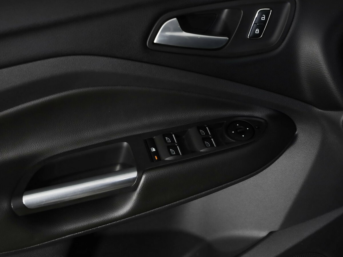 Ford Kuga б/у, 2015, Автоматическая. Фото: #23