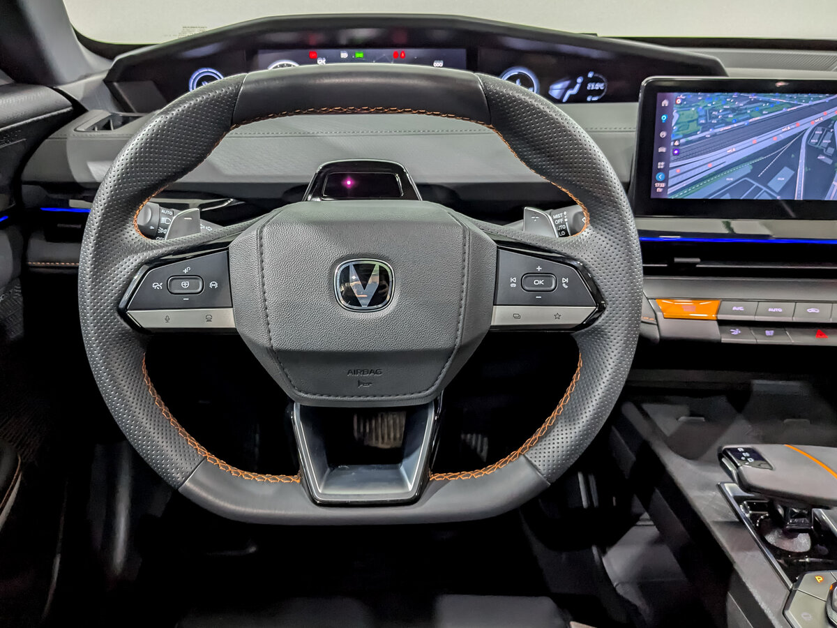 Changan UNI-V б/у, 2023, Роботизированная. Фото: #21