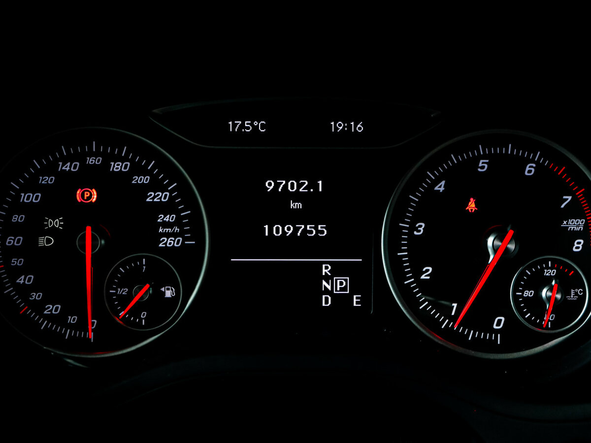 Mercedes-Benz B-Класс б/у, 2015, Роботизированная. Фото: #8