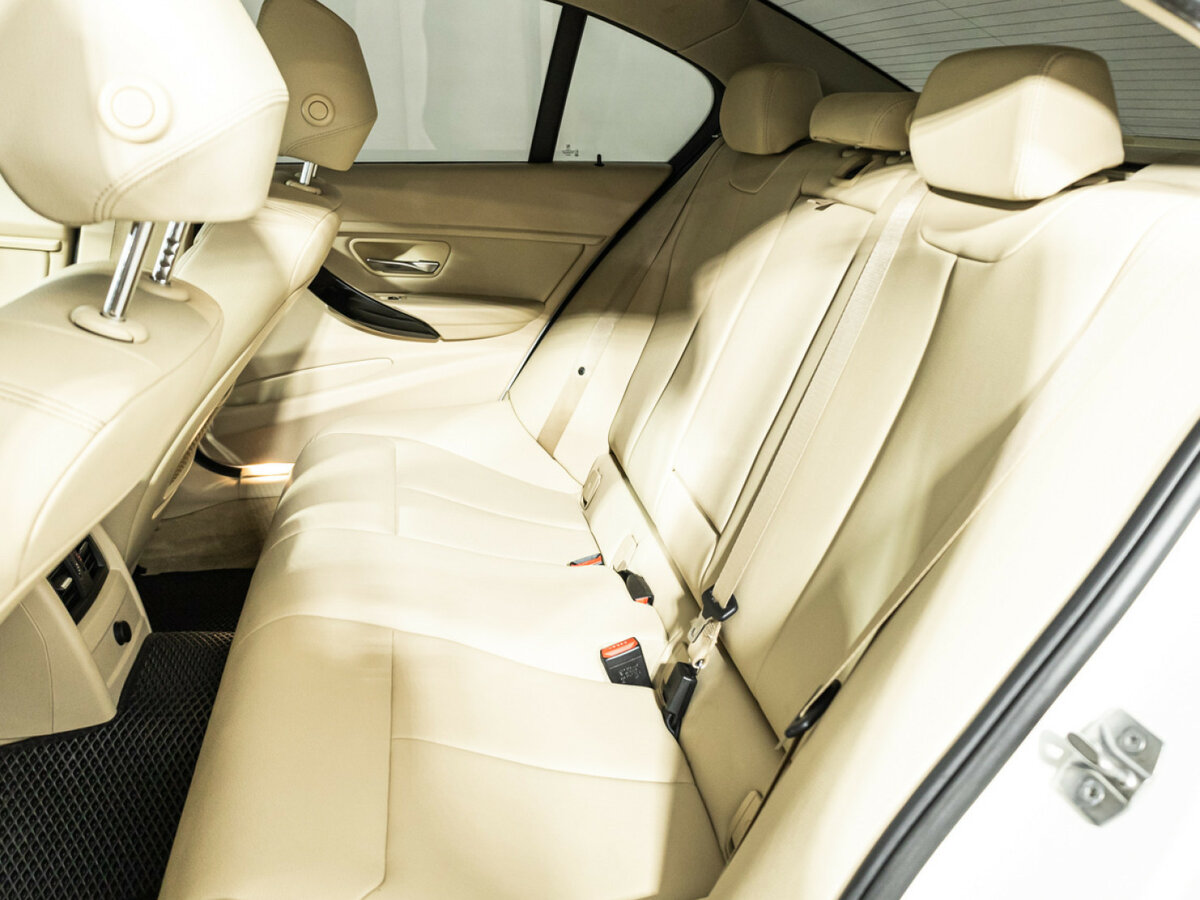 BMW 3 серии б/у, 2015, Автоматическая. Фото: #9