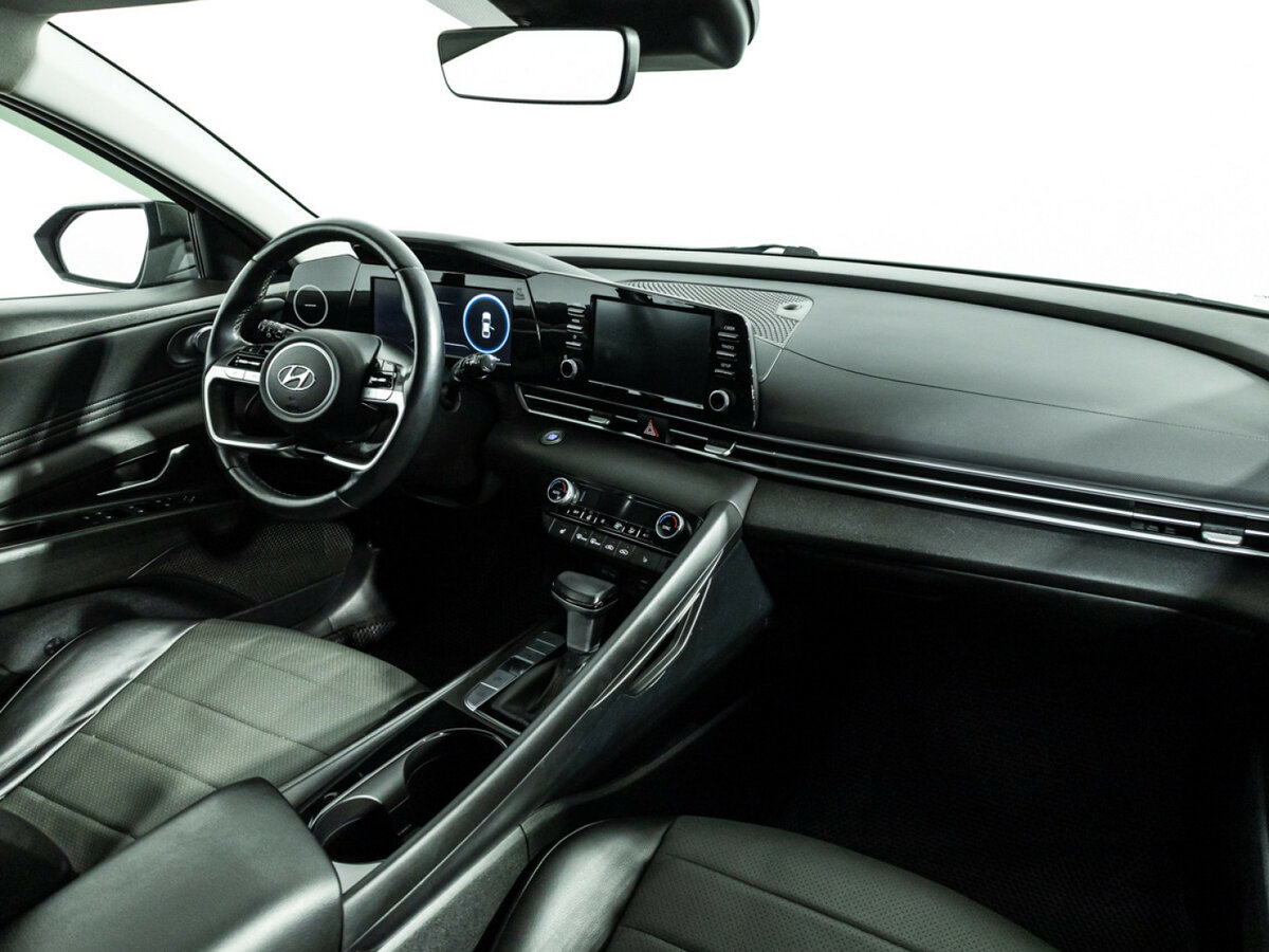 Hyundai Elantra б/у, 2022, Автоматическая. Фото: #8