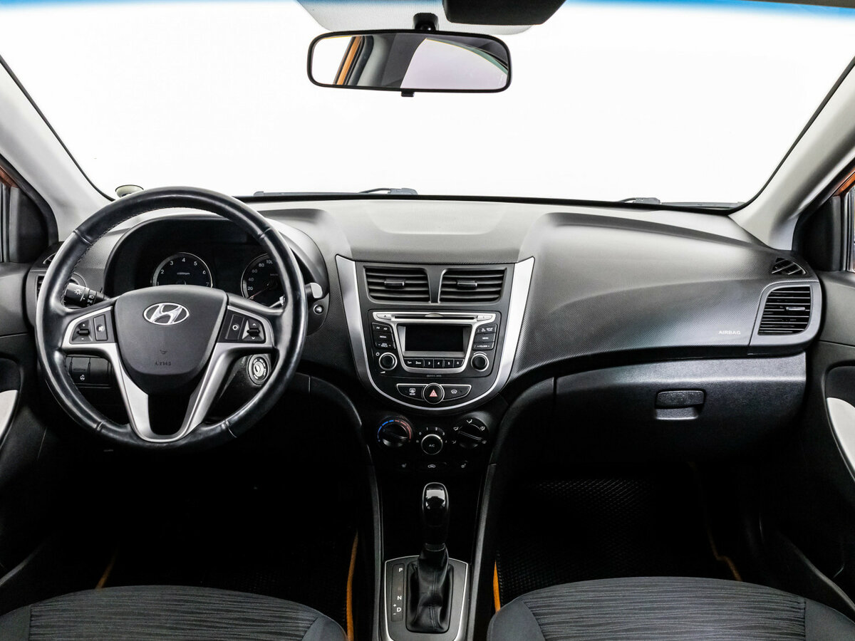 Hyundai Solaris б/у, 2014, Автоматическая. Фото: #7