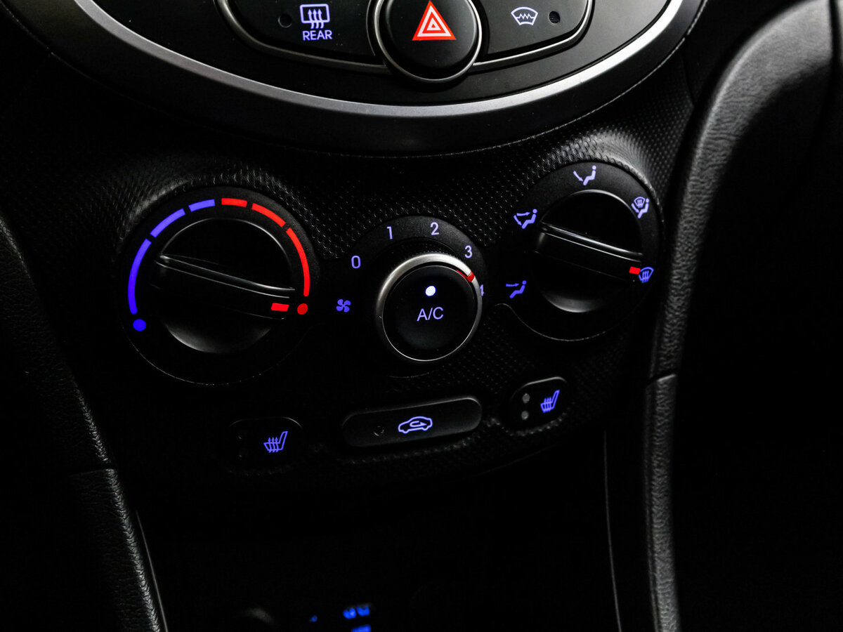 Hyundai Solaris б/у, 2014, Автоматическая. Фото: #11