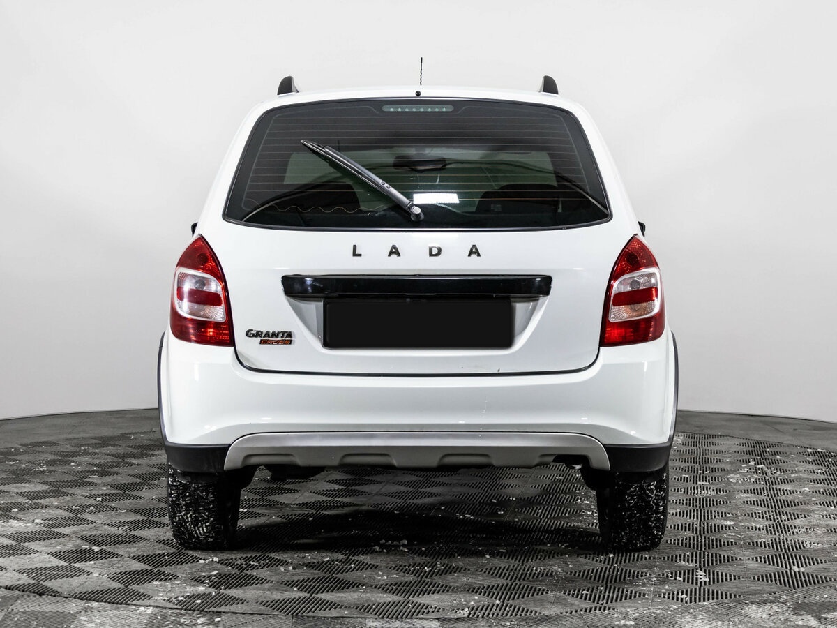 Lada (ВАЗ) Granta б/у, 2023, Механическая. Фото: #4