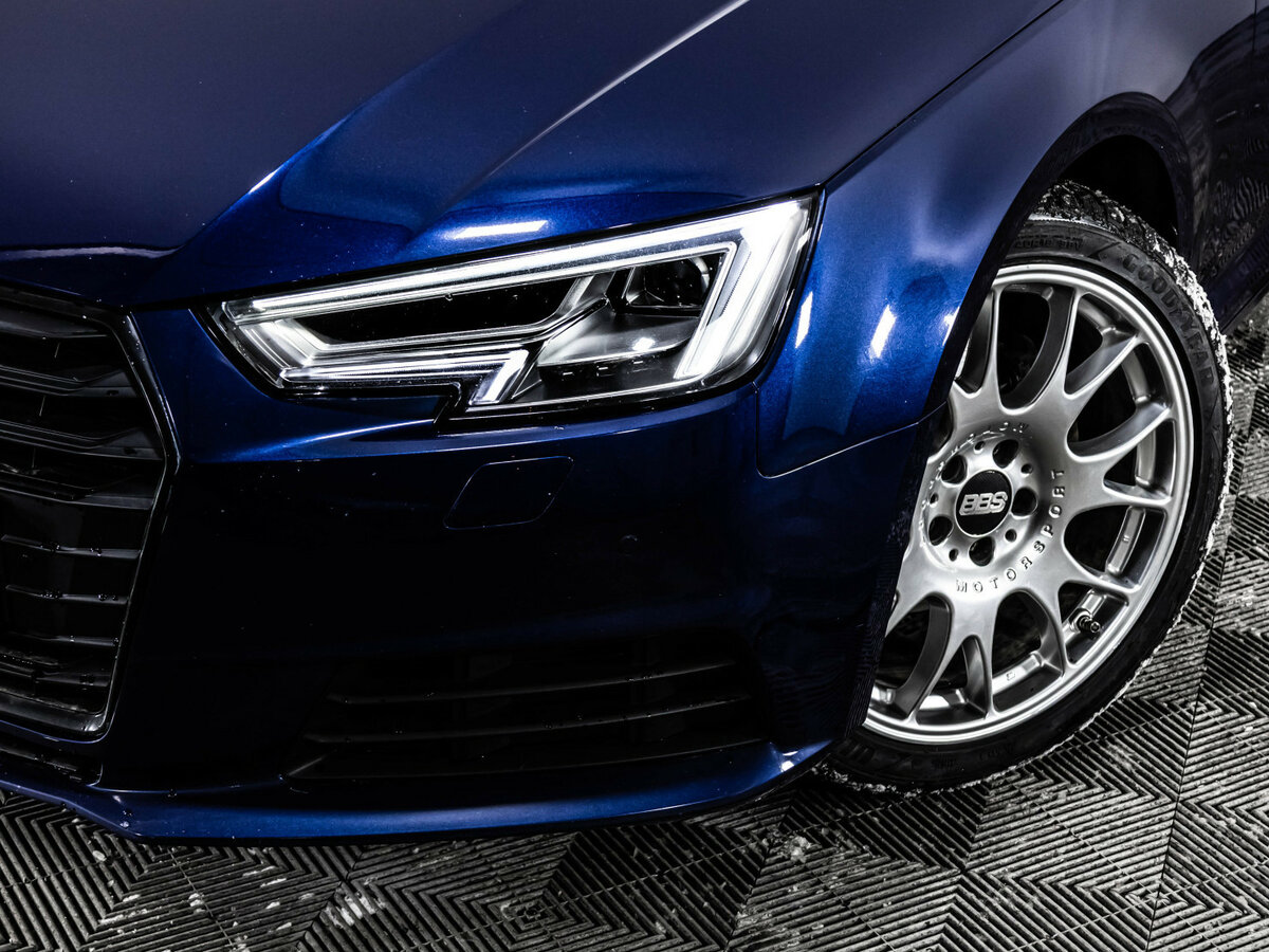 Audi A4 б/у, 2017, Роботизированная. Фото: #1