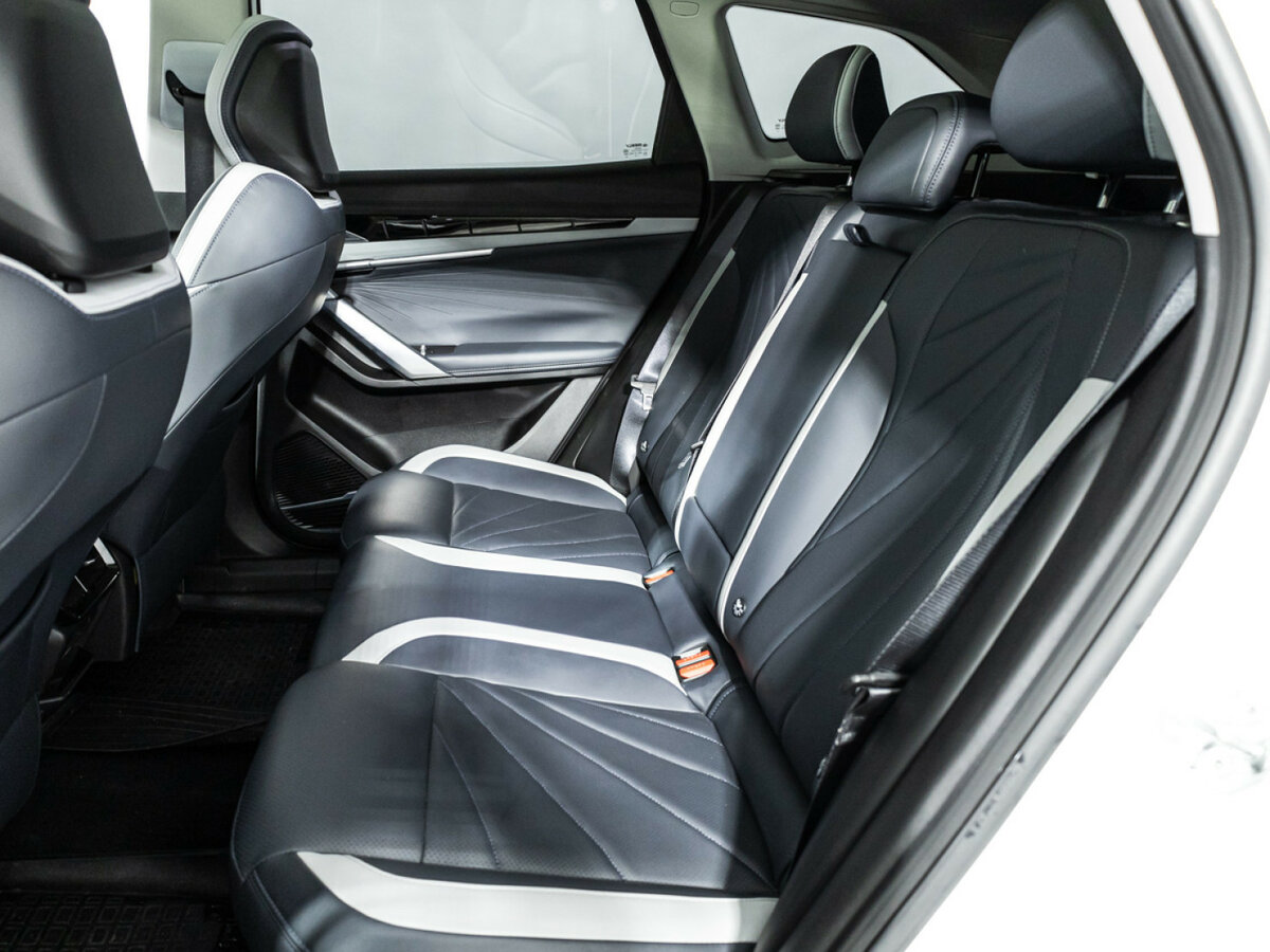 Geely Atlas б/у, 2024, Автоматическая. Фото: #7