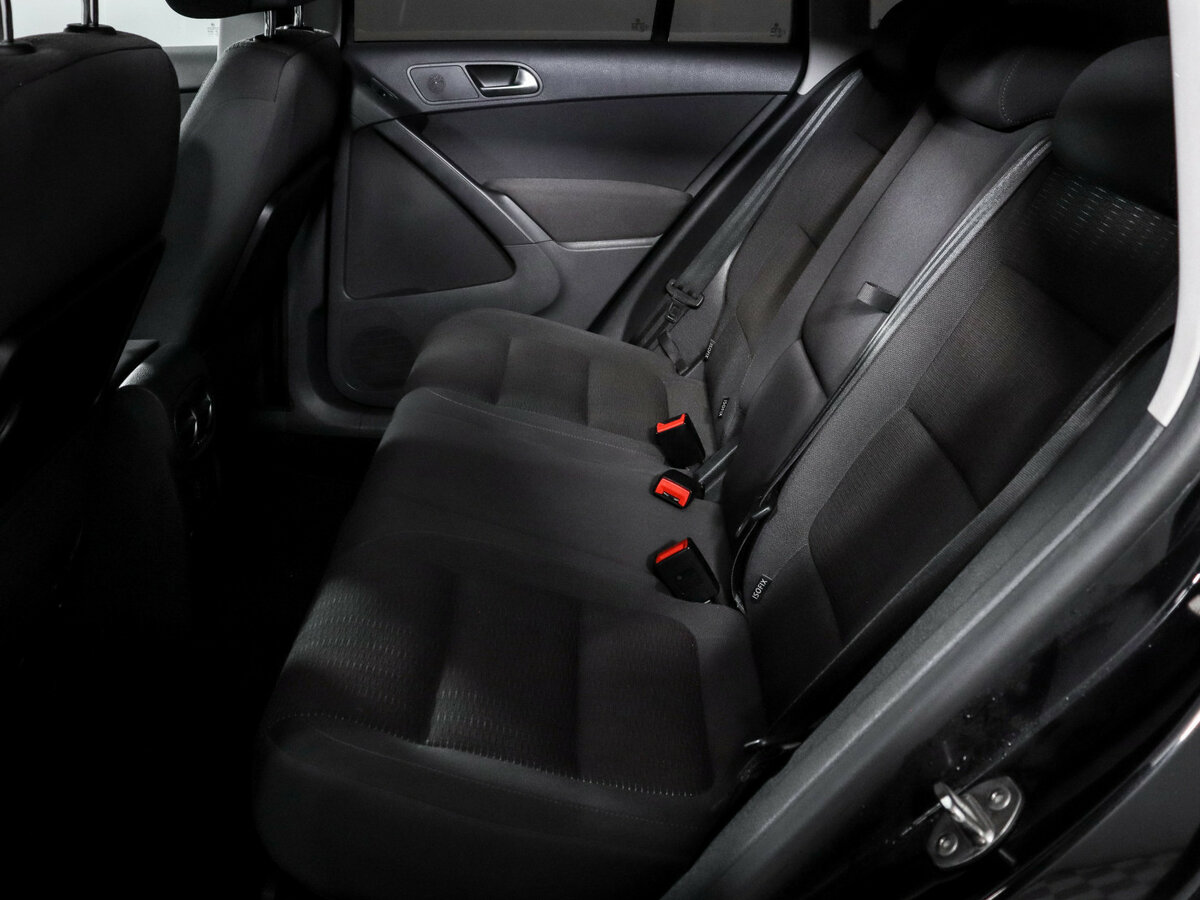 Volkswagen Tiguan б/у, 2016, Роботизированная. Фото: #9