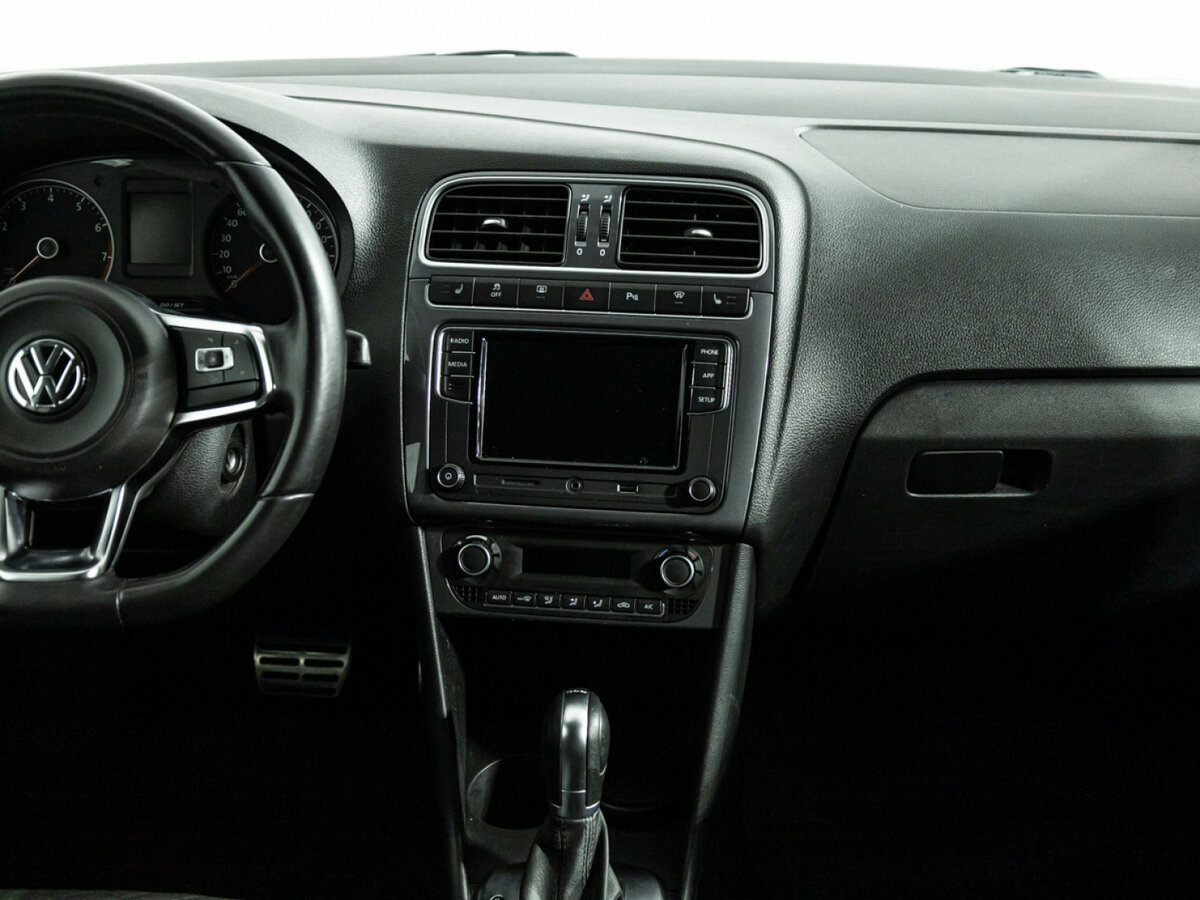 Volkswagen Polo б/у, 2018, Роботизированная. Фото: #13